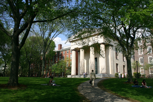 布朗大学Brown University